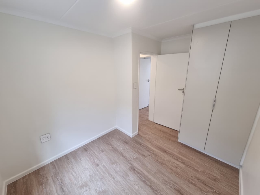 To Let 2 Bedroom Property for Rent in Big Bay Western Cape